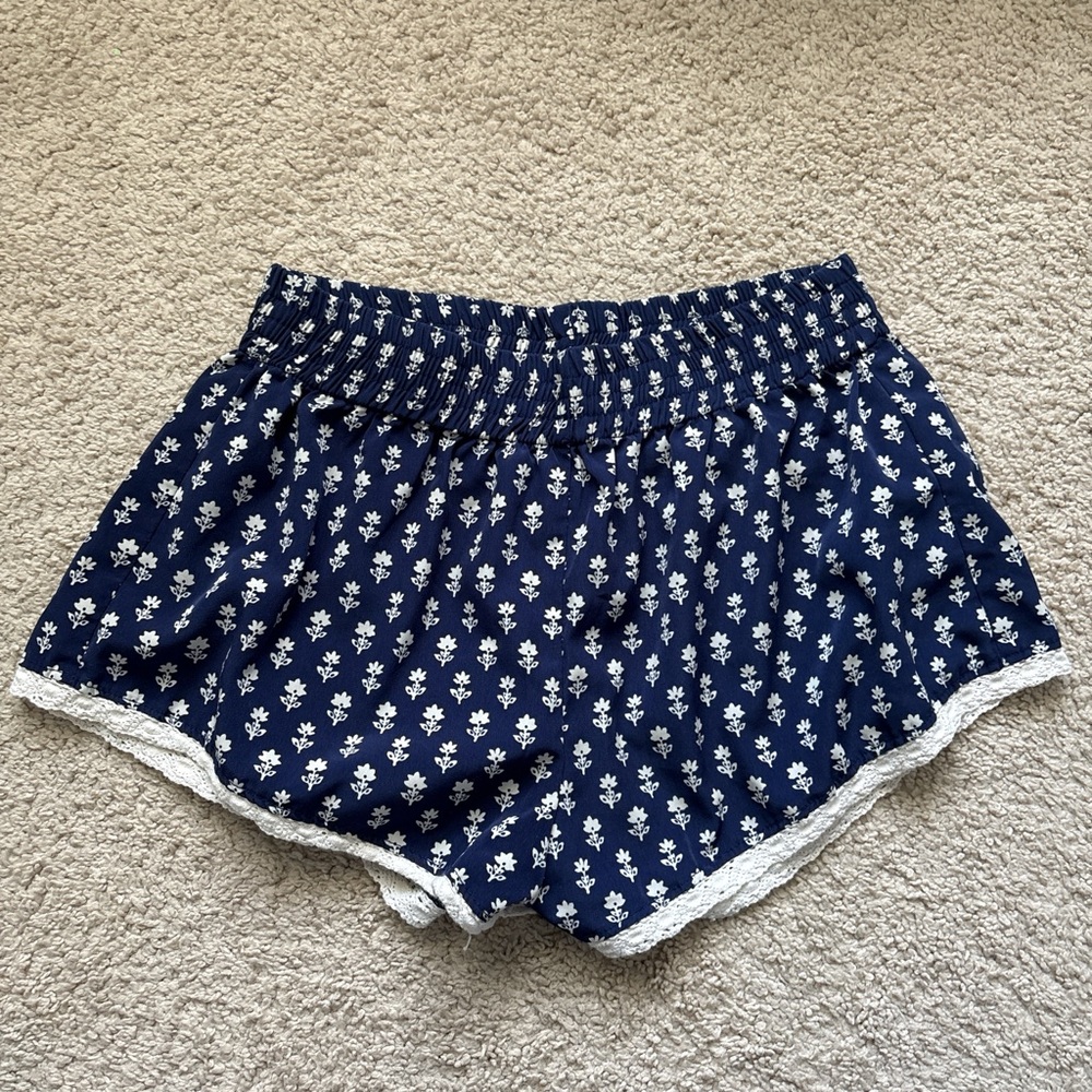 Forever 21 Navy Blue Floral High-Waist Shorts with White Trim
